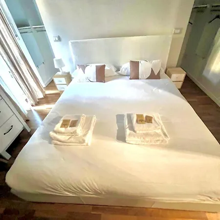 Navigli Duomo Bocconi Modern House Double-room דירה